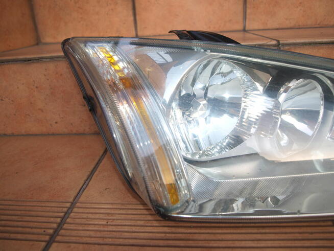 Ford Focus Mk2 lampy przód 2004 - 2008r (europa)
