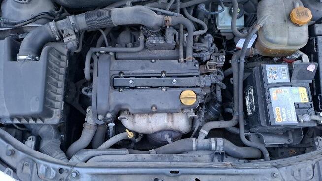 Astra H 1.4 2009 grafit