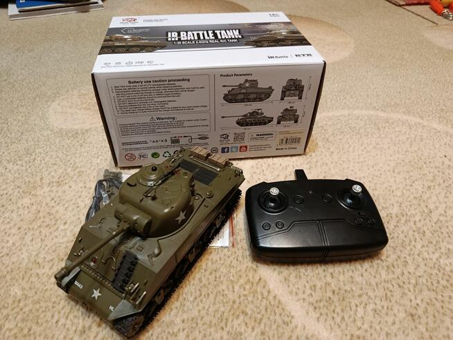 Czołg zdalnie sterowany U.S. M4A3 Sherman 1/30