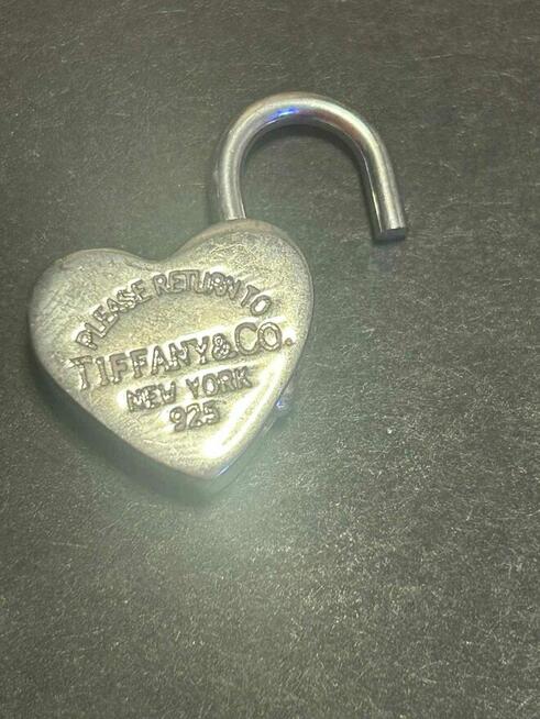 Srebrna zawieszka/wisiorek w kształcie kłódki Tiffany