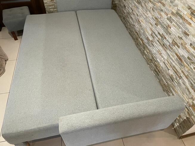 Wersalka rozkładana z poduszkami