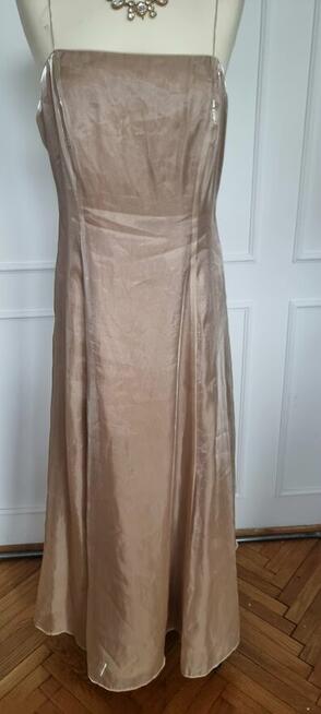 Sprzedam śłiczną złotą sukienkę rozmiar 42-44