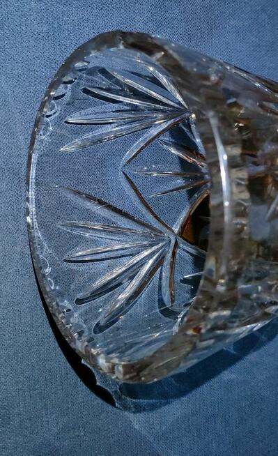 kryształy – wazon, półmisek, talerz , patera (nr 26–28)