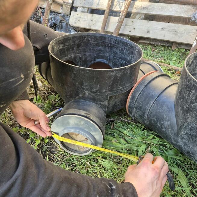 Sprzedam 2 studzienki kanalizacyjne zbiorcze Średnica: fi 3