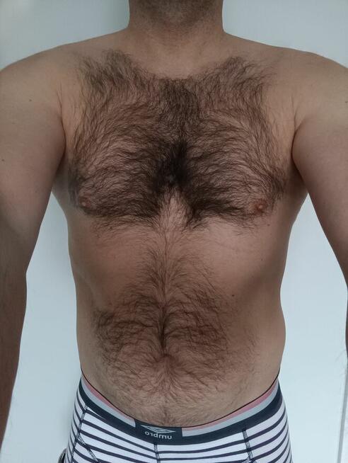 Jest jakiś młody który chce spełnić skryte fantazje ? +18