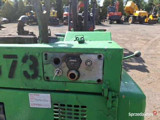 Walec jednobębnowy Terex Mbr71