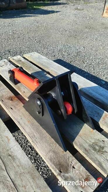 Zawias hydrauliczny zwrotnica Kubota komatsu yannmar