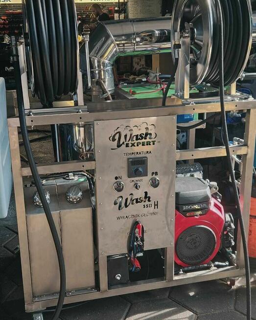 Mobilna myjka ciśnieniowa gorącowodna - zabudowa w vanie