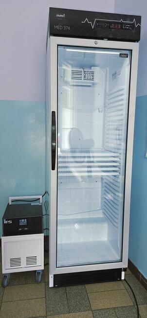 Szafa chłodnicza witryna Medyczna MED 374 apteczna na leki