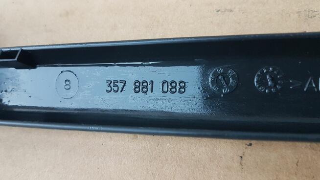 SEAT IBIZA II 6K ZAŚLEPKA OSŁONA SZYNY FOTELA 357881088