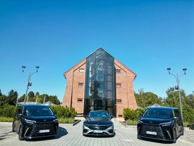 Luxury Tour – Profesjonalny przewóz osób|Rzeszów|Polska