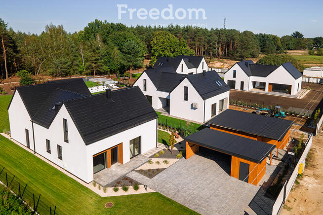 Domy wolnostojące na dużych działkach | Krubin