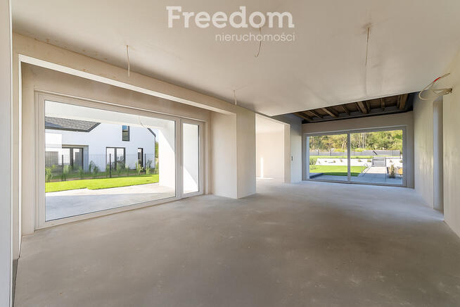 Domy wolnostojące na dużych działkach | Krubin