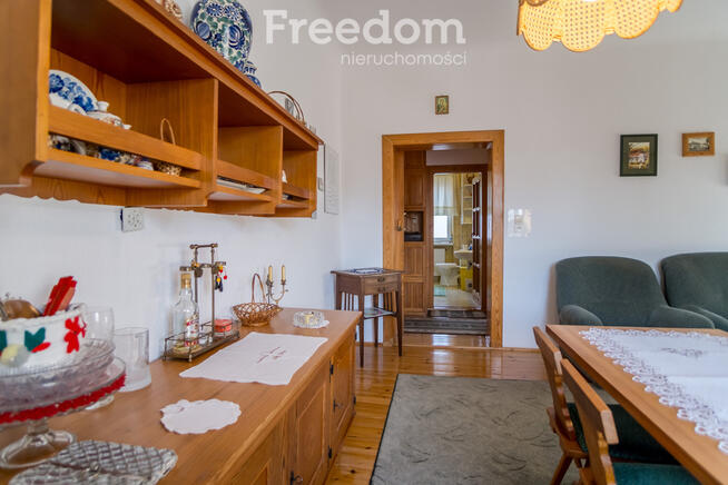 Przestronne mieszkanie na pierwszym piętrze