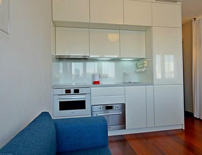 Pańska 3, kawalerka z balkonem, AC i mp