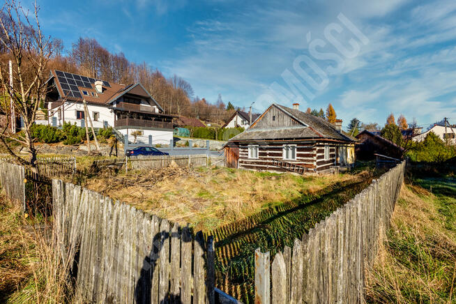 Stary drewniany dom z duszą
