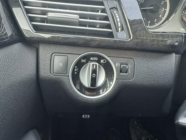 Mercedes E 200 Klimatronic 2-stref, Avantgarde, Skóra, Podgrz. fotele