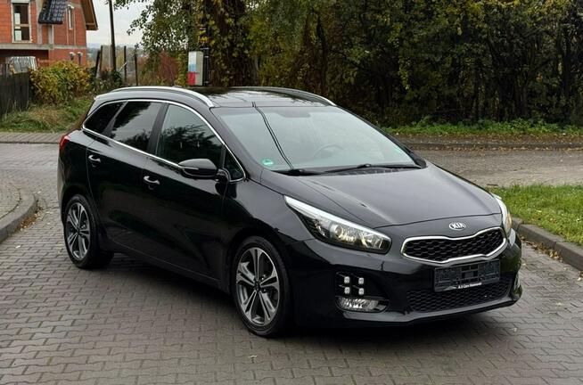 Kia Cee'd GT/panorama/navi/pod.siedz/aso/gwarancja/po.kierownica
