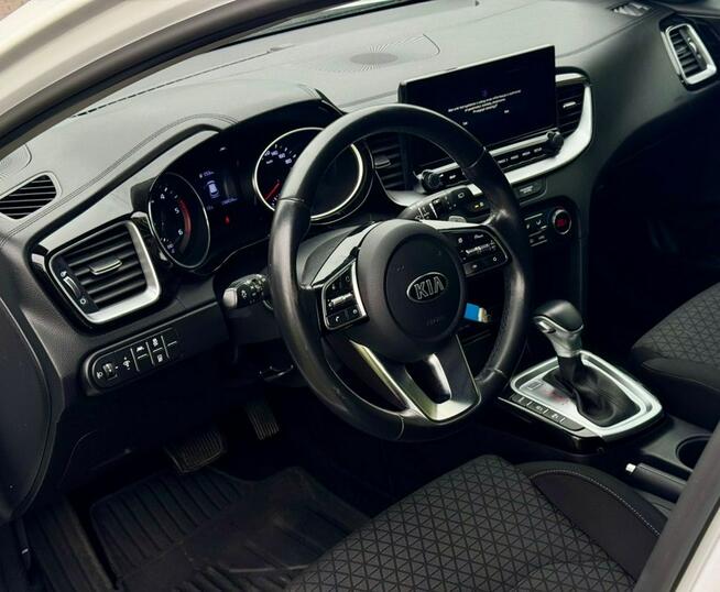 Kia Cee'd klimatronic/automat/duza navi/line asist/sport