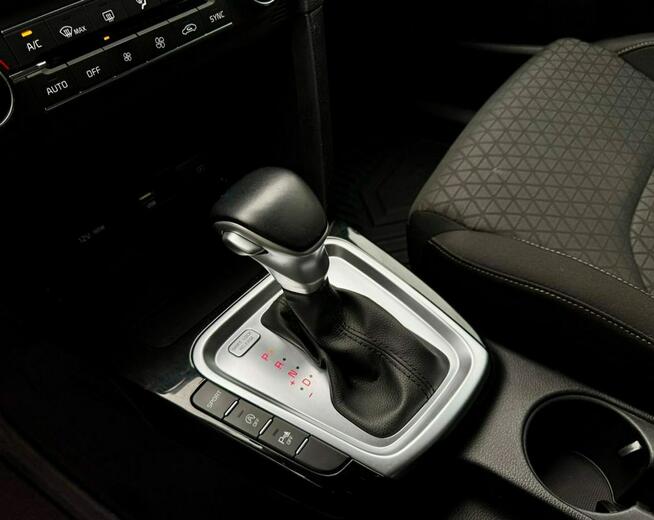 Kia Cee'd klimatronic/automat/duza navi/line asist/sport