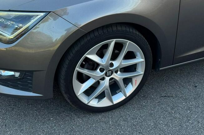 Seat Leon full led 1-wł/pół skóra/FR/navi/klimatronik/ASO/zadatek