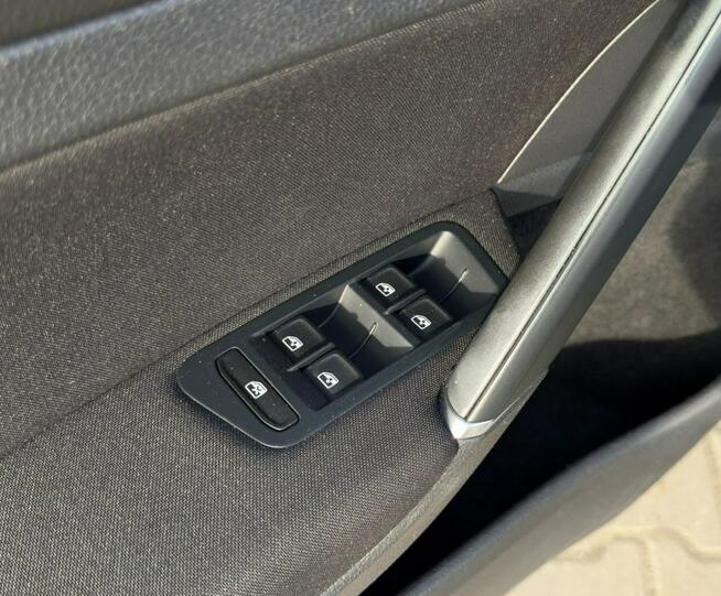 Volkswagen Golf navi/kliamtronik/DSG/full aso/gwarancja