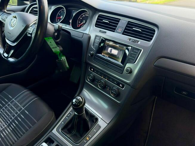 Volkswagen Golf duży ekran/klimatronik/super stan/aso/gwarancja