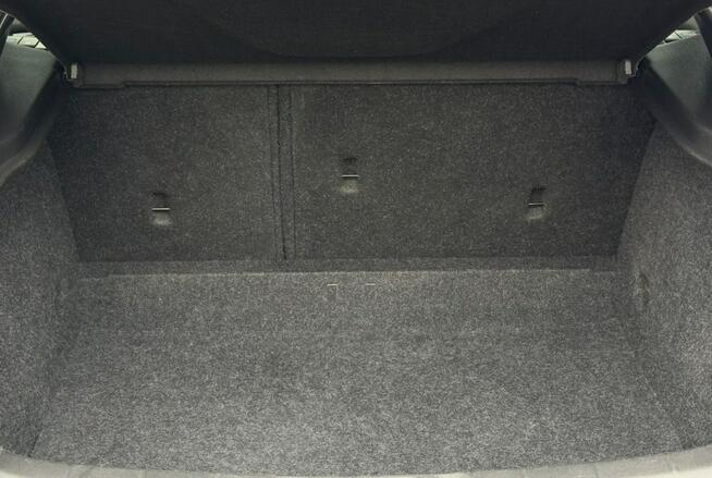 Volvo V40 navi/ASO/pod.siedz/pod.przed.szyba/