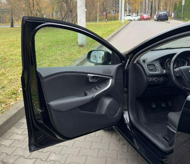 Volvo V40 navi/ASO/pod.siedz/pod.przed.szyba/