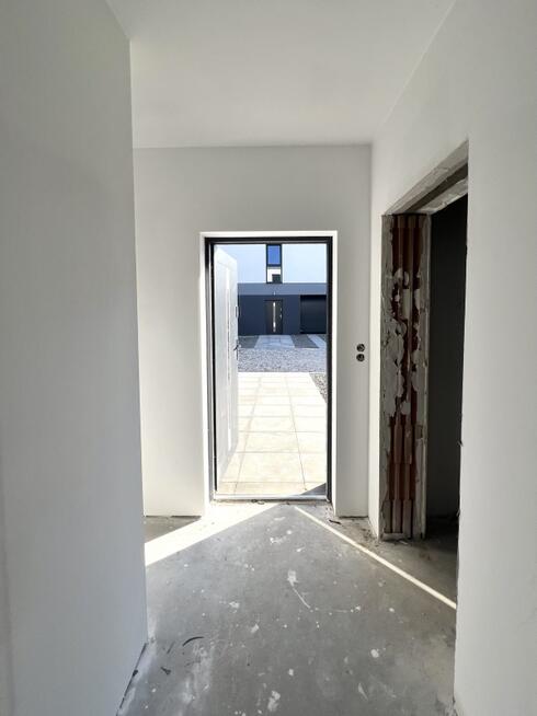 NOWY DOM Z OGRODEM pod Warszawą