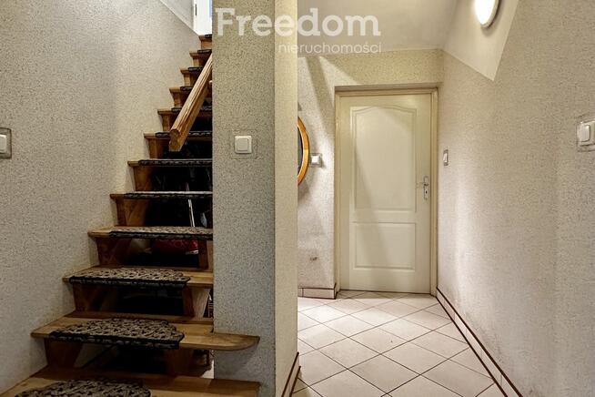 Duży dom z ogrodem w Bogucinie, 233 m²