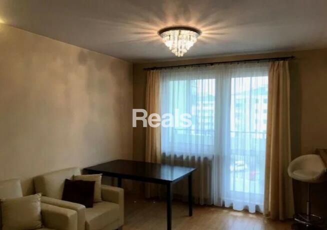 2 POKOJE REMBERTÓW SKM