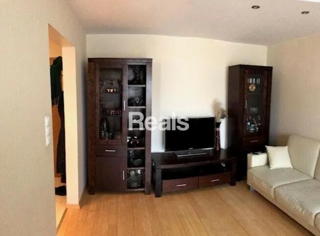 2 POKOJE REMBERTÓW SKM