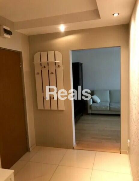 2 POKOJE REMBERTÓW SKM