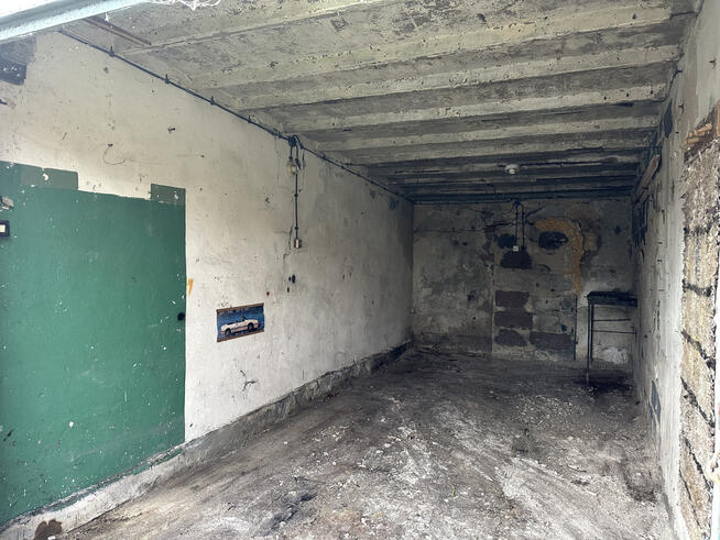 Garaż do remontu w Tychach