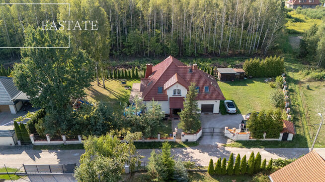 Dom Duchnów gm. Wiązowna, Księżycowa