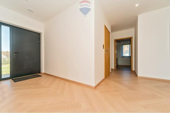 Parterowy, przestronny dom -Dębowiec