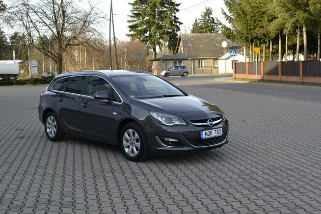 Opel Astra 1.4 Turbo 140KM