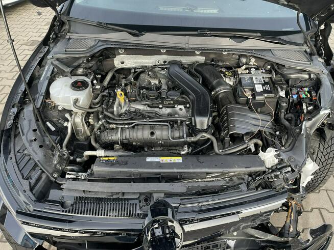 Volkswagen Golf Life Klimatronik Podgrzewanie Virtual cockpit