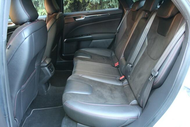 Ford Mondeo Mk5 2.0 TDCi 150 KM Manual ST-Line Super Stan