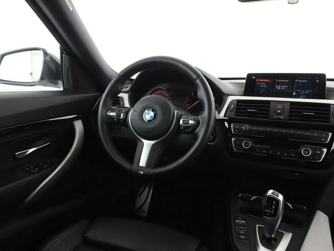 BMW 320 4x4 automat full LED skóra virtual cocpit navi kamera i czujniki parko