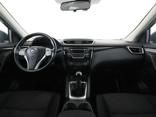 Nissan Qashqai klima auto czujniki parkowania hak multifunkcja bluetooth