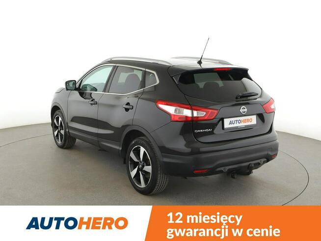 Nissan Qashqai panorama 163KM navi kamera360 grzane fotele tempomat