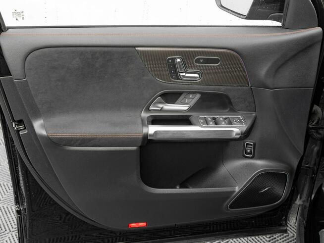 Mercedes EQB WD8021R#250 66.5kWh AMG Podgrz.f K.cof Ambient Salon PL VAT23%