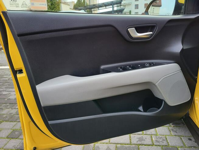 Kia Stonic Business Line 1.0 T-GDI 100KM/benzyna/automat/gwarancja