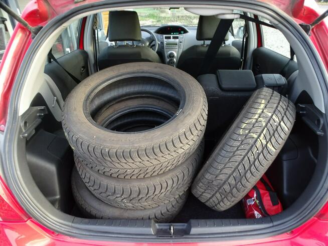 Toyota Yaris 1.3i(101KM) Fajny Stan!!!