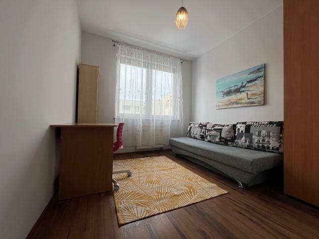 Dwa oddzielne pokoje blisko parku, Myśliwska 63