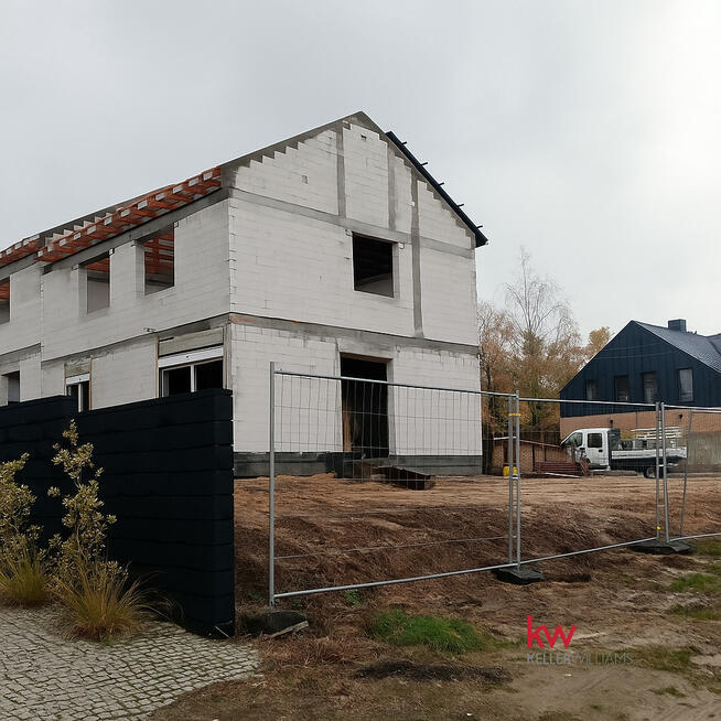 Dom Kobylniki gm. Rokietnica, Działkowa