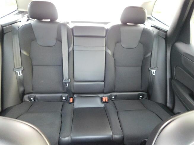 Volvo XC 60 z Gwarancją Kamera 360 Fotele Podgrzewane Model 2021r