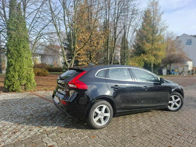Volvo V40 ZADBANY